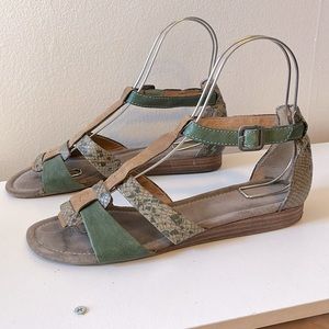Nicole Green Snakeskin Leather Gladiator T-Strap Sandals, Size 9